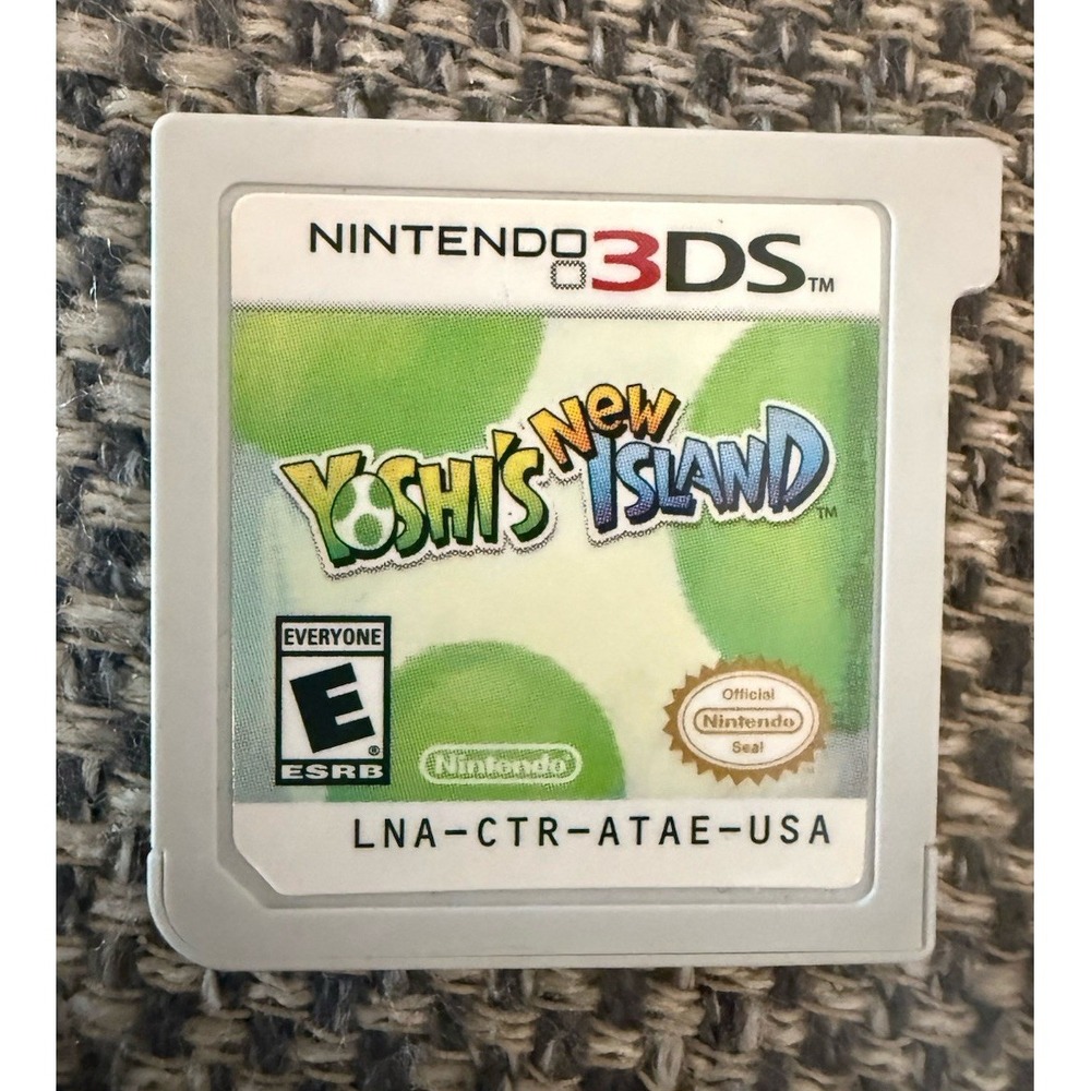 Yoshi's New Island (Nintendo 3DS, 2014)  No CASE Tested & Working!